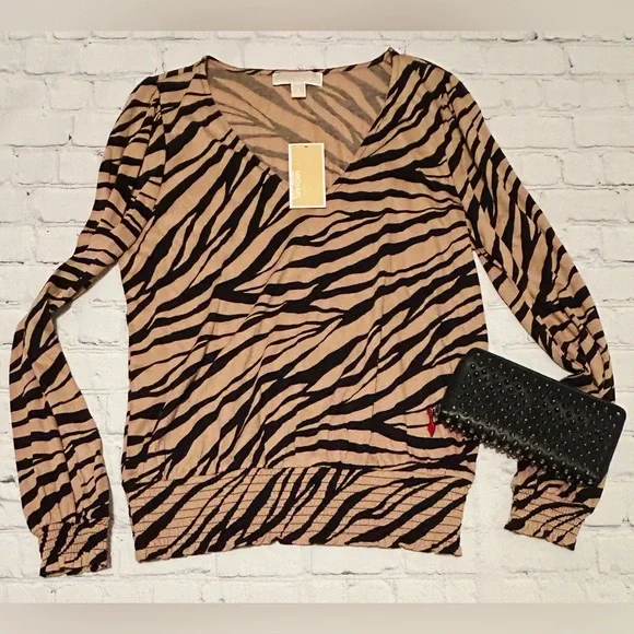 NWT Michael Kors Tan and Black Animal Print Soft Long Sleeve Top (Small) - Picture 8 of 8